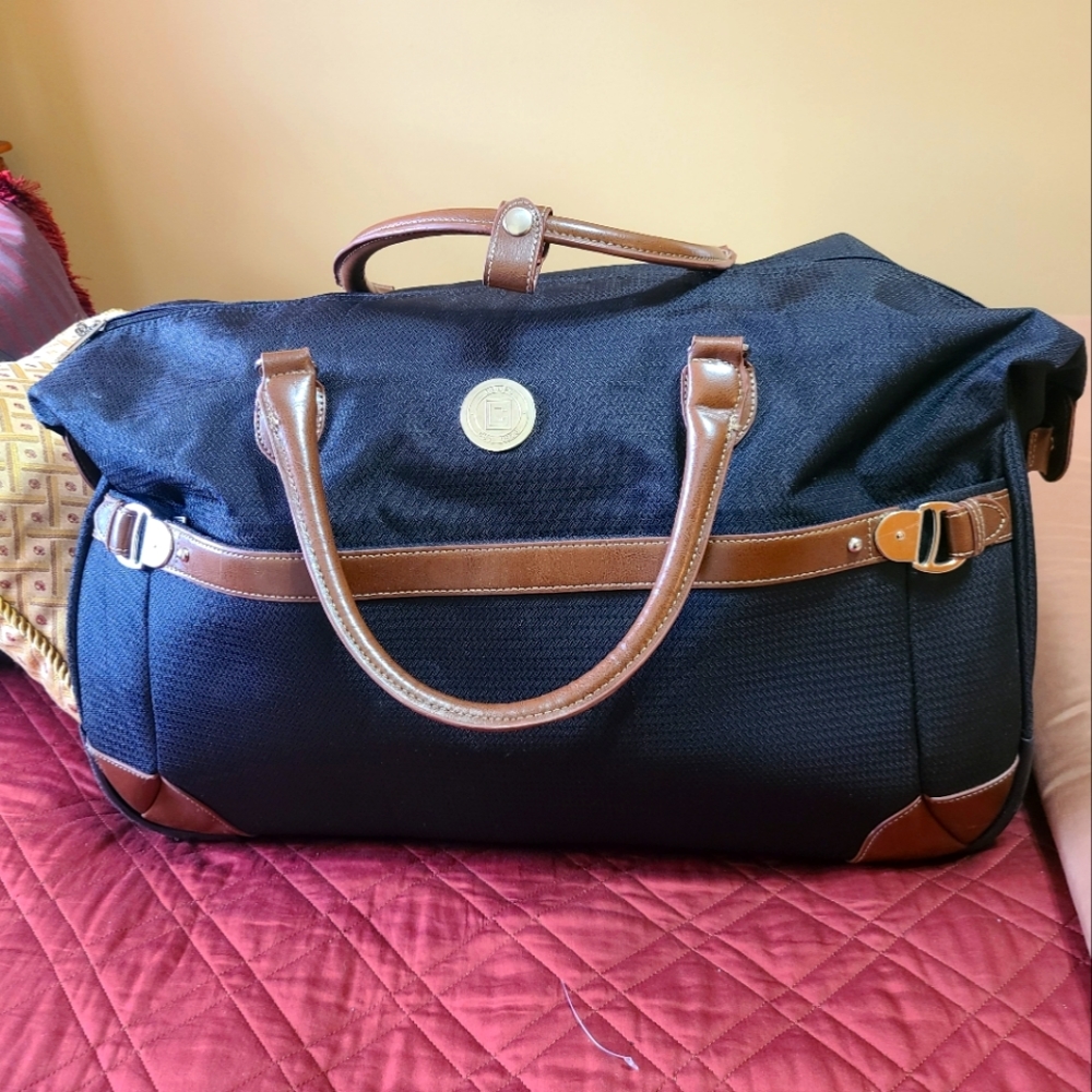 Charter Club Carry on Luggage. Beautiful Charter Club Sturdy. classy luggage.